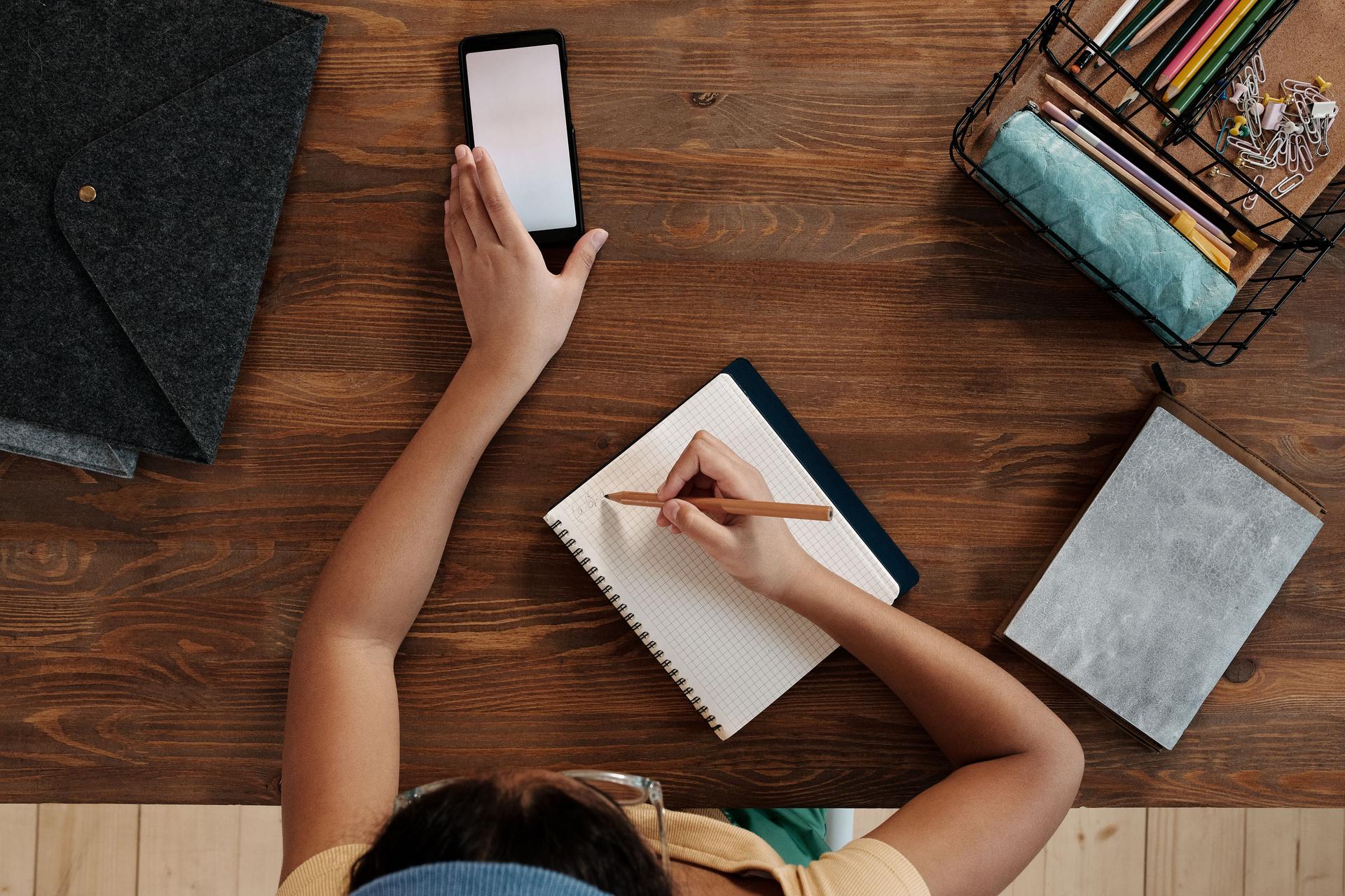 How to Write a Case Study: A Step-by-Step Guide to Showcasing Results and Social Proof for Non-Profit Consultants